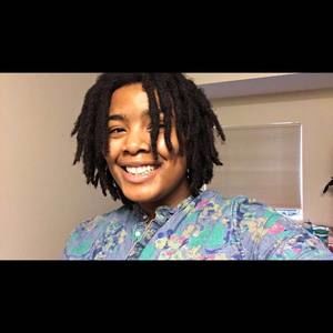 Meet your Posher, Mikayla